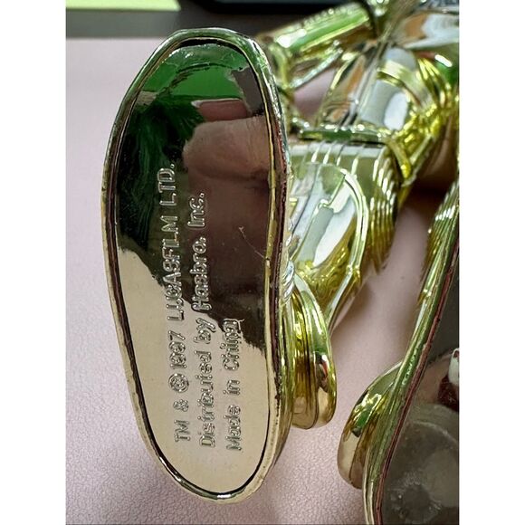 Kenner/Hasbro collector series C-3PO 12” figure - Picture 6 of 8